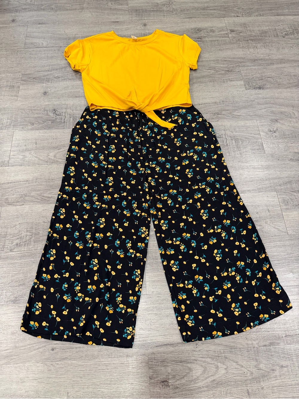 NWOT Women’s Black Wide-Leg Floral Pants with Yellow Crop Tee